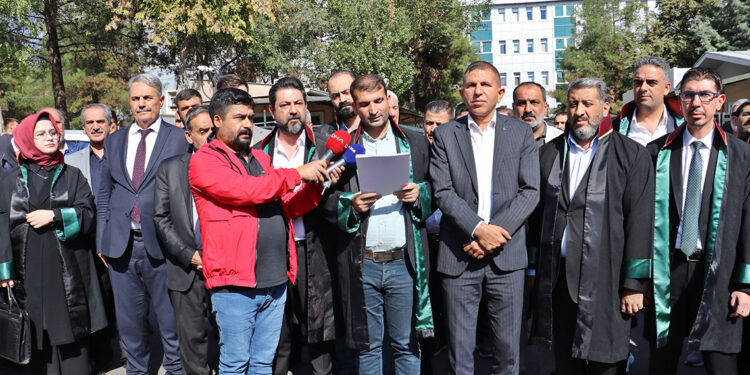 STK'lardan İsrail yetkilileri hakkında suç duyurusu