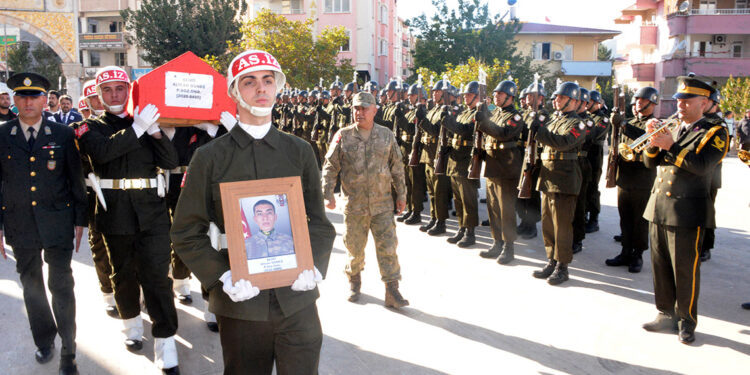 Şehit Alican Güneş, son yolculuğuna uğurlandı