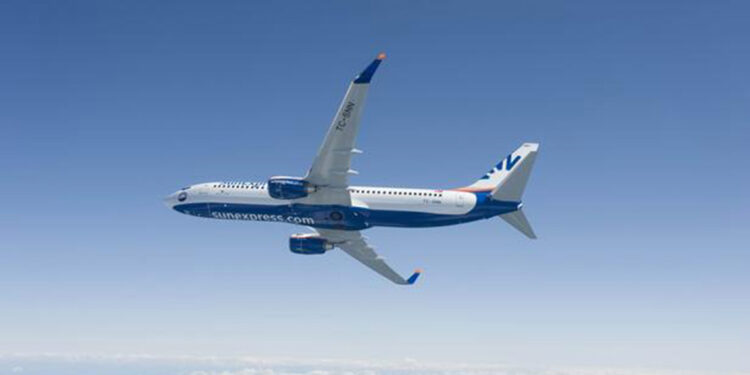 SunExpress, Beyrut seferlerini durdurdu