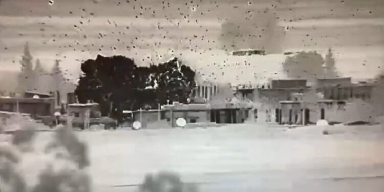 Suriye'nin kuzeyindeki terörist hedefleri aralıksız vuruluyor