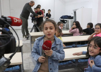 THKD'den depremzede öğrencilere ‘Benim Hikayem Projesi’