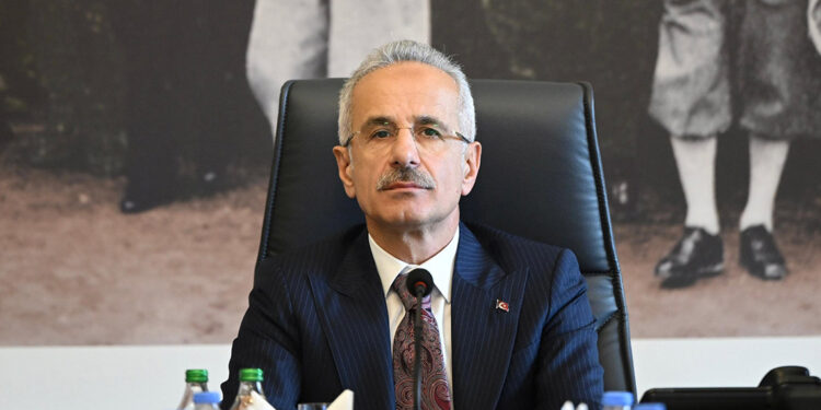 Trabzon raylı sistem projesini devraldık