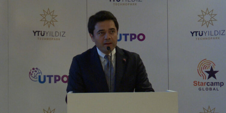 Türk teknoloji şirketleri yakalanan ivmeden istifade etmeli