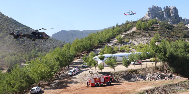 Türkiye ve KKTC'den 'Arama Kurtarma Tatbikatı
