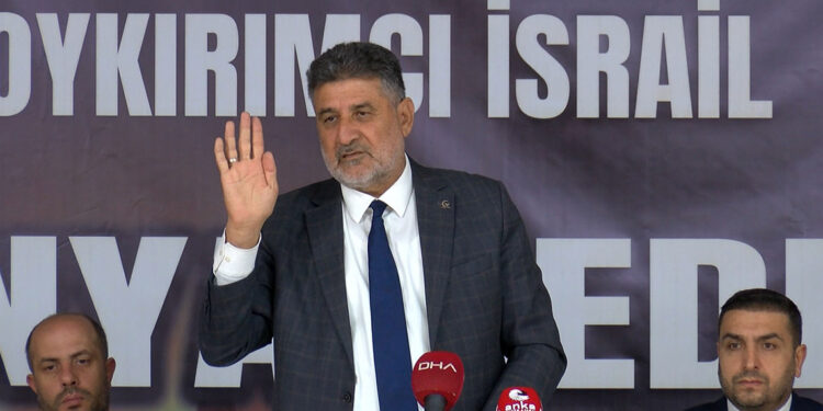 Türkiye'deki siyasi partiler güç birliği yapmalı