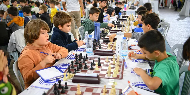 Tuzla’da türkiye satranç turnuvası başladı