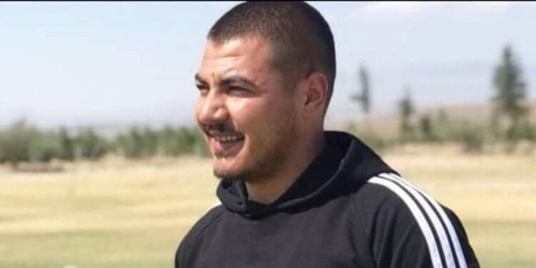 Üzerine saman balyası düşen çiftçi öldü