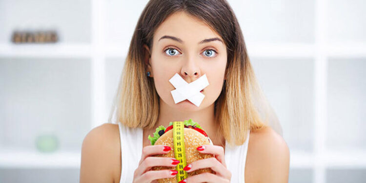 Uzmanından duygusal açlıkla mücadele etmenin 8 yolu