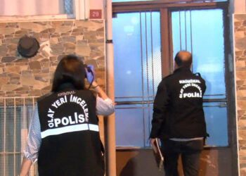 Yalnız yaşayan kadın boynu kırılmış halde ölü bulundu 