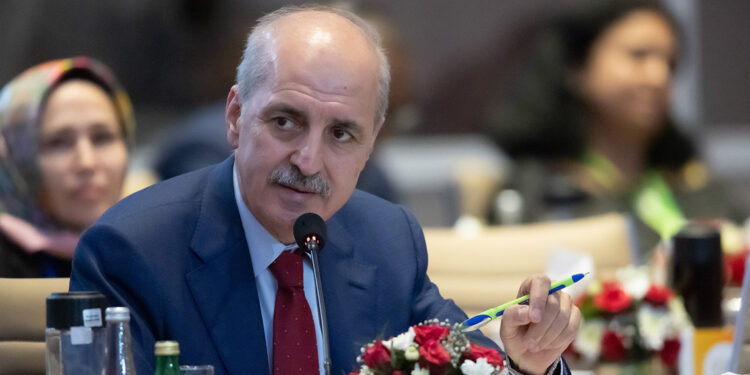 Yeni bir uluslararası küresel mimariye ihtiyaç var