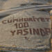 Ziraat mühendisi tarlaya, 'Cumhuriyet 100 yaşında' yazdı