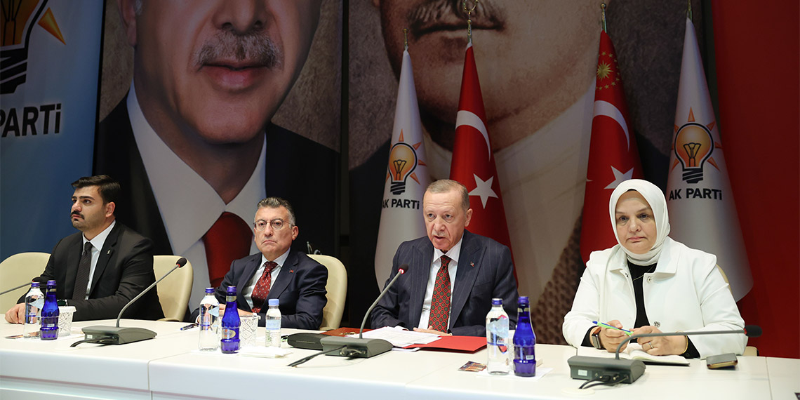 Ak Parti'nin yeni MKYK üyeleri belli oldu