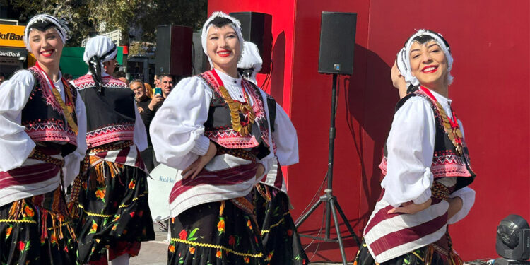 Ankara'da Cumhuriyet'in 100'üncü yıl coşkusu