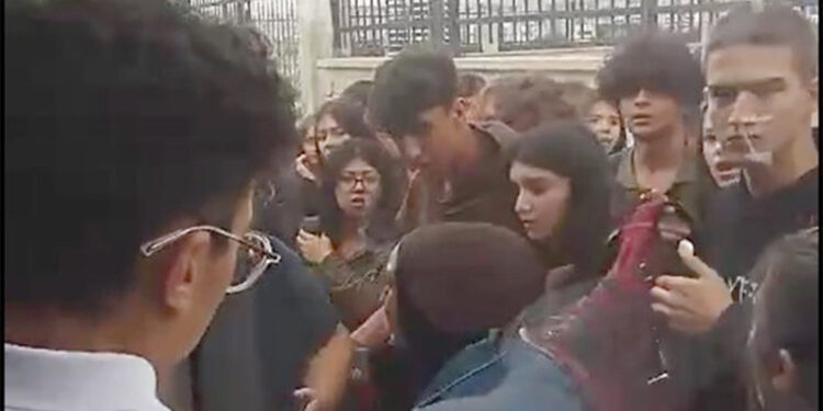 EGO otobüsünün, kız öğrencinin ayağını ezdi iddiası