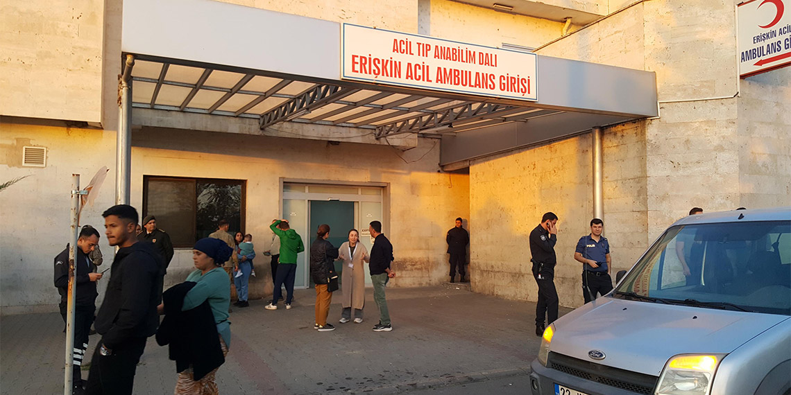 Askeri araç tarlaya devrildi; 1 şehit