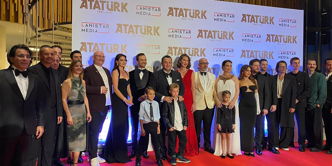 Atatürk 1881-1919 filminin galası yapıldı