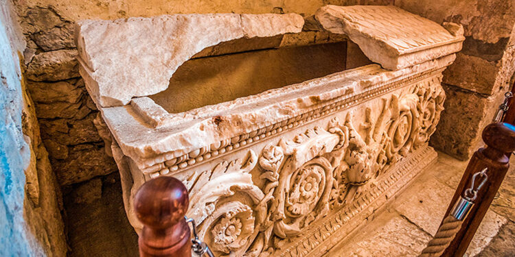 Aziz Nikolaos Kilisesi kazılarında yeni dönem 