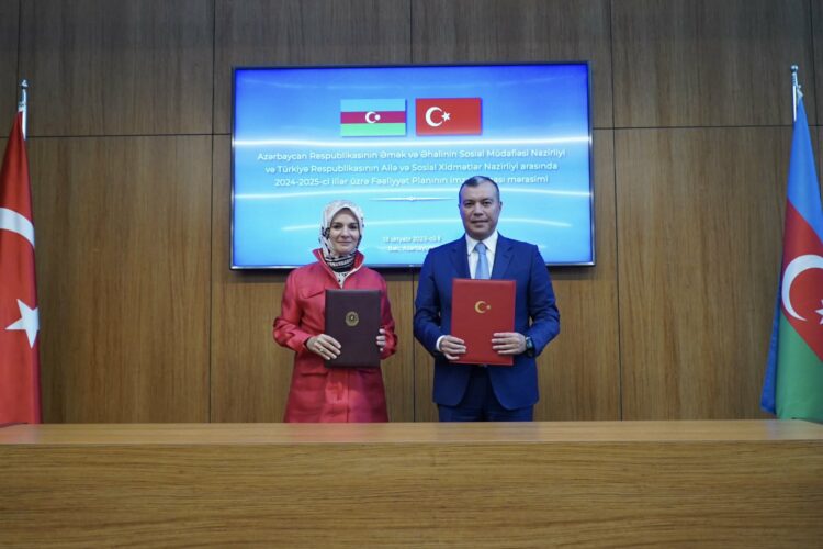 Bakan Göktaş, Azerbaycan Çalışma ve Halkın Sosyal Koruması Bakanı ile görüştü