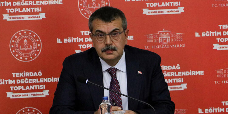 1583 okul deprem sebebi ile yıkılıp yeniden yapıldı