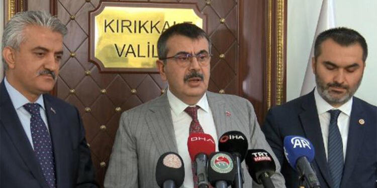 Eğitim 86 milyonun tamamını ilgilendiriyor