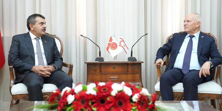 Bakan Tekin, KKTC Cumhuriyet Meclisi Başkanı ile bir araya geldi