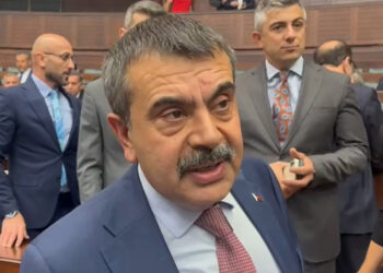 Bakan Tekin'den ara tatil uygulaması açıklaması
