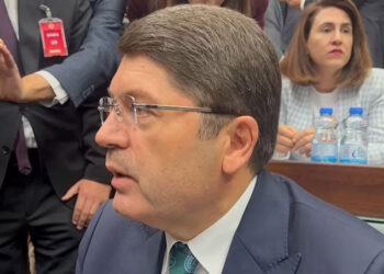 Bakan Tunç: Ana muhalefetin tezkerelere 'hayır' oyu vereceğini açıklaması çok talihsiz