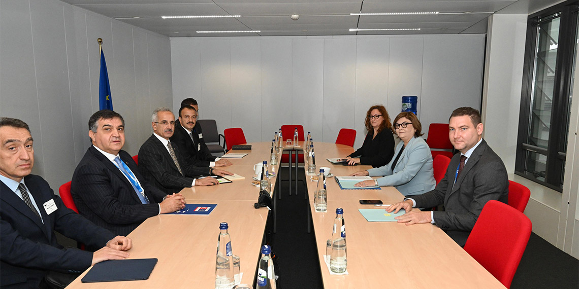 Küresel Geçit Forumu’na katılmak üzere Ulaştırma ve Altyapı Bakanı Abdulkadir Uraloğlu Belçika’nın başkenti Brüksel’e geldi.