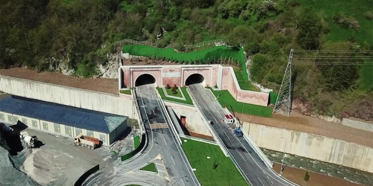 Zigana Tüneli ve Eğiste Hadimi Viyadüğü IRF ödüllerinde birinci oldu