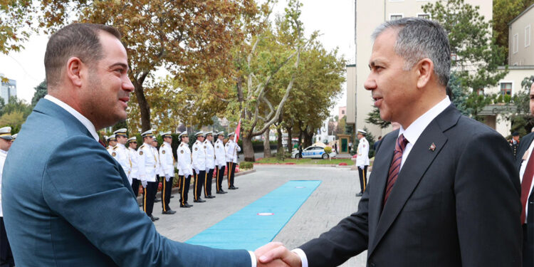 Ali Yerlikaya, Bulgaristan İçişleri Bakanı ile bir araya geldi