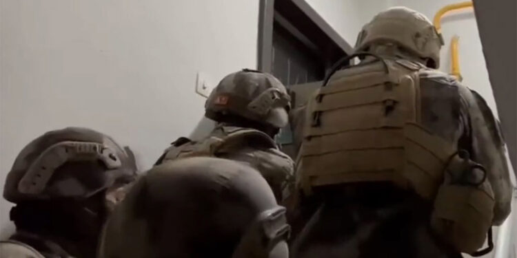 'Bulutlar Çetesi' suç örgütü çökertildi