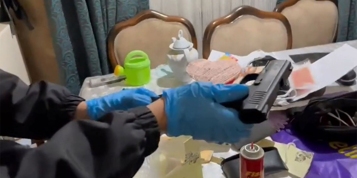 İçişleri Bakanı Ali Yerlikaya, Tekirdağ merkezli 8 ilde eş zamanlı düzenlenen 'Kafes' operasyonları kapsamında 'Bulutlar Çetesi' suç örgütünün çökertildiğini, 25 şüphelinin yakalandığını açıkladı.