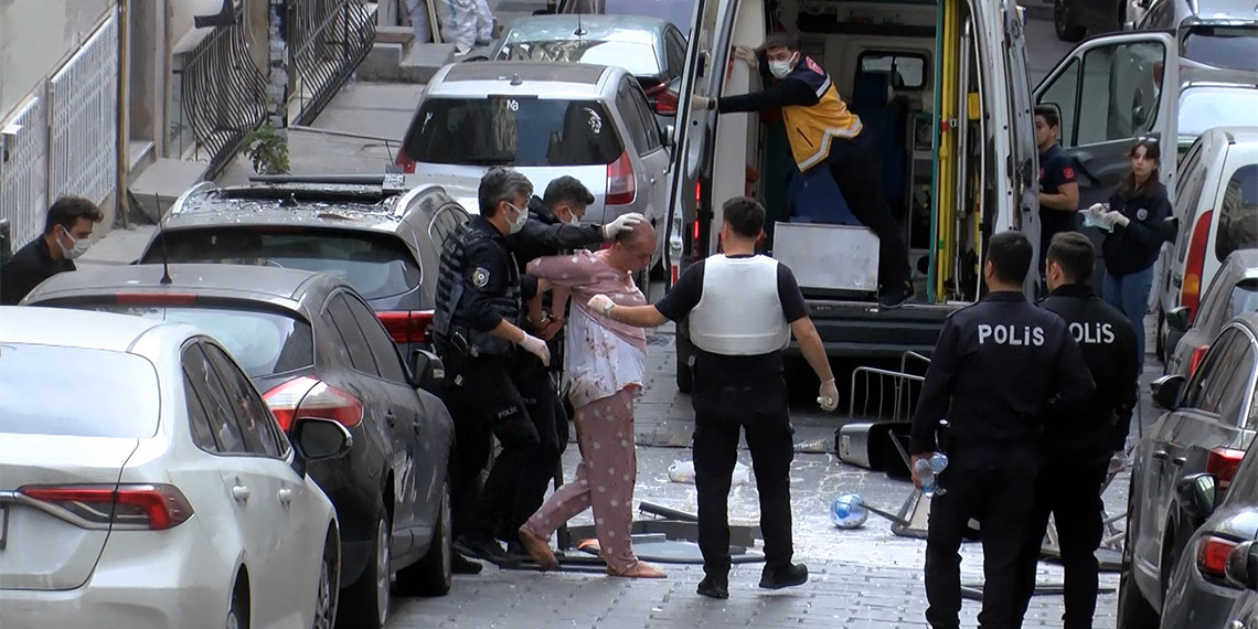 Beşiktaş'ta siniz krizi geçirdi, ortalığı karıştırdı