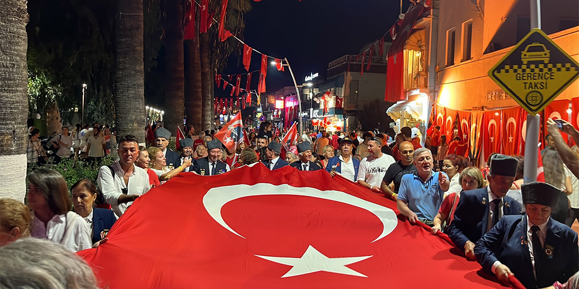 10 bin kişi Ece Seçkin konseriyle coştu