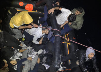Bodrum'da 102 kaçak göçmen yakalandı