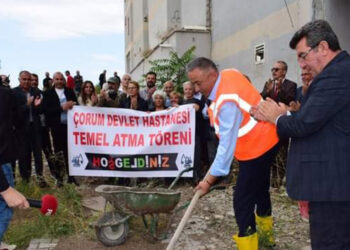 Tahtasız'dan sembolik temel atma töreni