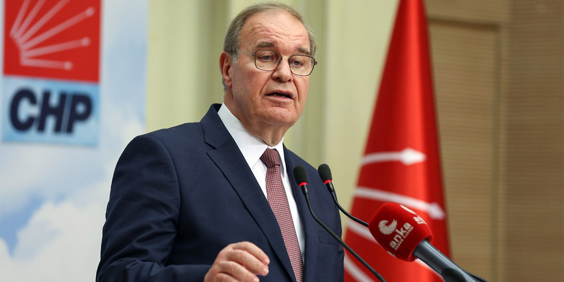 CHP Genel Başkan Yardımcısı ve Parti Sözcüsü Faik Öztrak, ''Kurultayımızda gücümüze güç katacağız. Delegelerimizin mihenk taşına vurulduktan sonra, 'Alındım, kırıldım, gücendim' demeden, kol kola girip, tüm gücümüzle yerel seçimler için çalışacağız'' dedi.