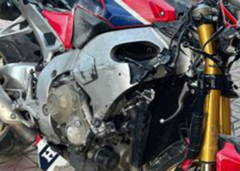 Çorum'da motosiklet ile bisiklet çarpıştı; 2 yaralı