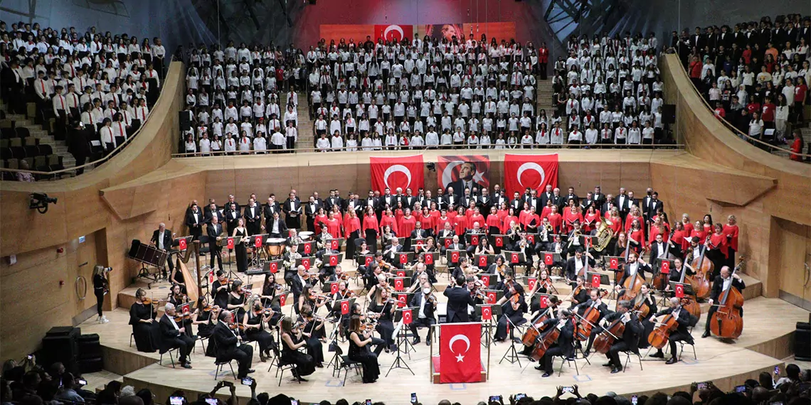 Cso'da 100'üncü yıla özel konser