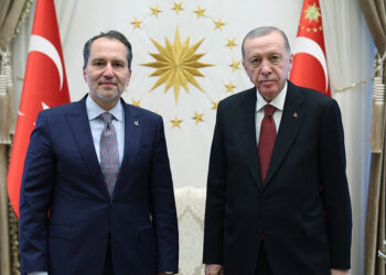 Cumhurbaşkanı Erdoğan Fatih Erbakan ile bir araya geldi