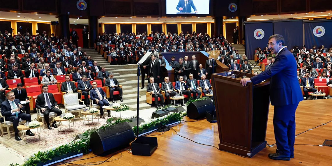 Cumhurbaşkanı yardımcısı cevdet yılmaz, "türkmenistan doğal gazının ve elektriğinin, küresel piyasalara arzında da mutlaka iş birliği yapmamız gerekiyor. Bir taraftan ikili iş birliği, türkiye- türkmenistan iş birliği, diğer taraftan azerbaycan'ın da dahil olduğu 3'lü iş birliği programlarıyla mutlaka enerji alanında çok daha güçlü bir iş birliği yapmamız lazım" dedi.