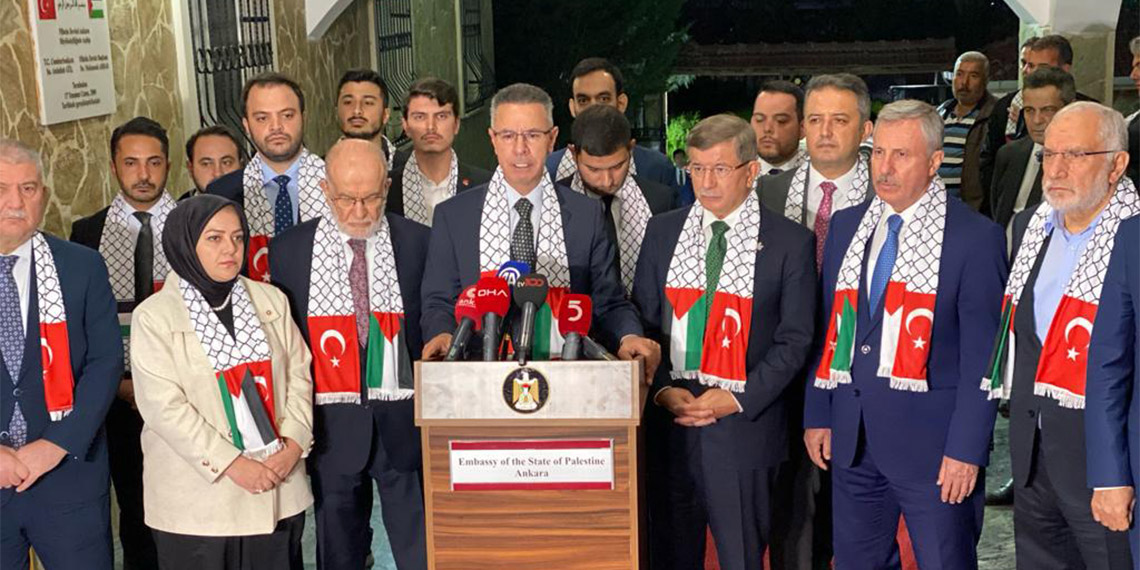 Davutoğlu ve Karamollaoğlu, Filistin'in Ankara Büyükelçiliği'ni ziyaret etti