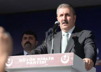 Mustafa destici yeniden genel başkanlığa seçildi