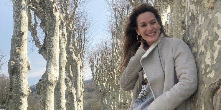 Ebru Cündübeyoğlu'ndan yeni dizi: Tutsak