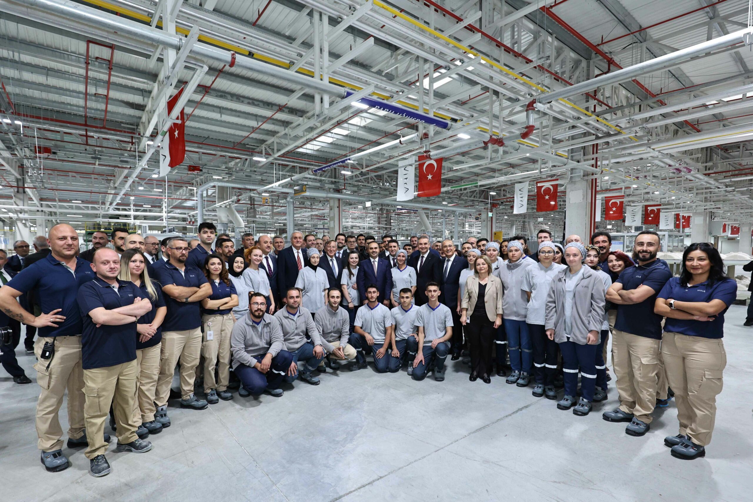 Eczacıbaşı Yapı Gereçleri'nin yeni tesisleri açıldı