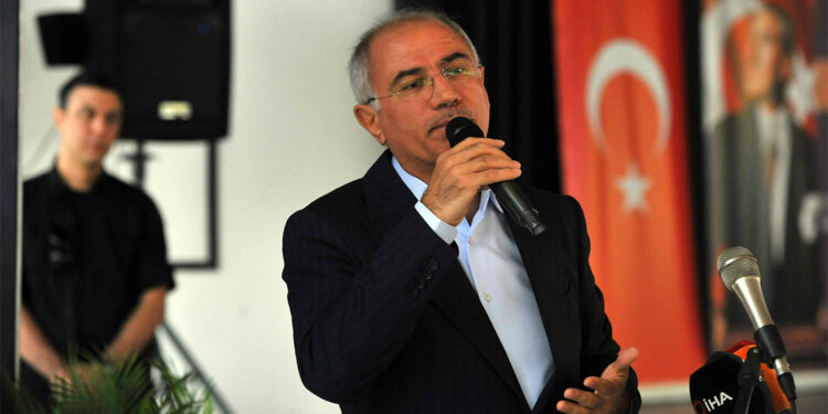 Gazze'de bombalanan insanlıktır