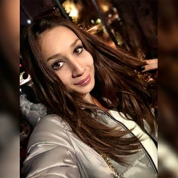 Erkek arkadaşıyla görüşmesini istemeyen annesini öldürüp intihar etti