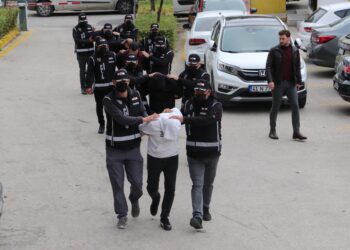 Eskişehir'de tefeci operasyonu: 5 gözaltı