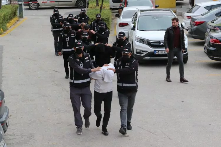 Eskişehir'de tefeci operasyonu: 5 gözaltı