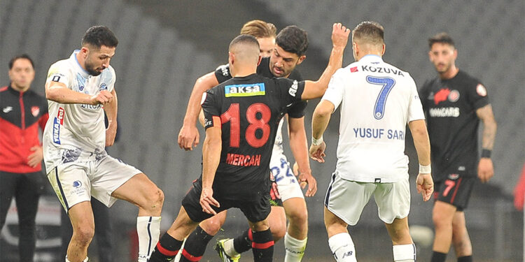 Fatih Karagümrük Adana Demirspor'u mağlup etti